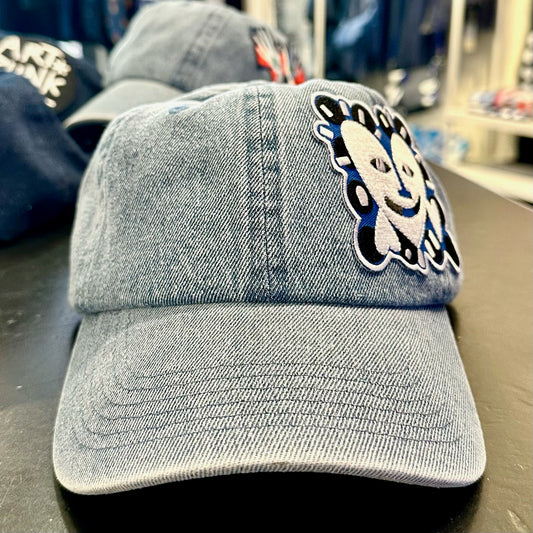Art Cap Denim ‘Happy Heart’ on light blue