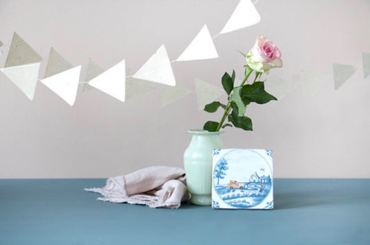 Storytiles ‘East West, home is best’ Small