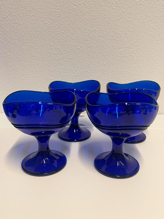 4 Italian glass pedestal dessert bowls from the sixties