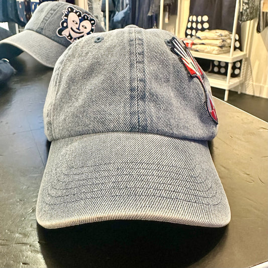 Art Cap Denim ‘Hands’ on light blue