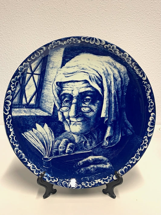 Boch Frères reading woman plate